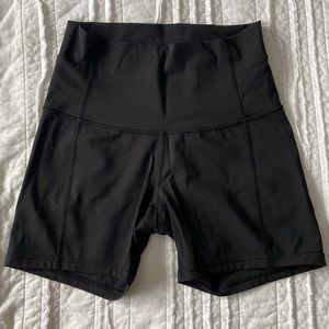 Lululemon bike shorts